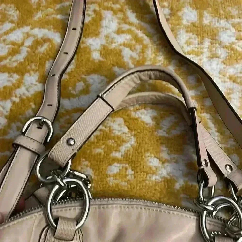 Coach leather shoulder bag purse - Picture 4 of 12
